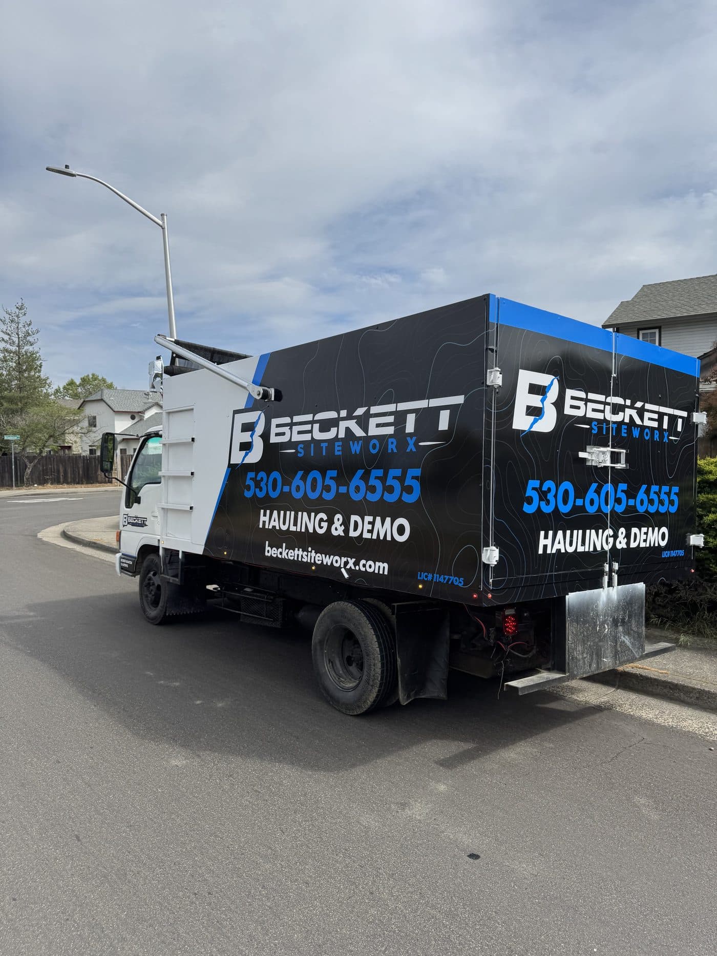 Junk removal and demolition in Redding, CA by Beckett Siteworx