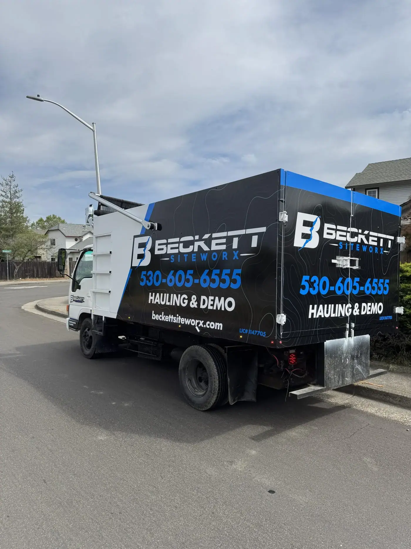 Junk removal and demolition in Redding, CA by Beckett Siteworx
